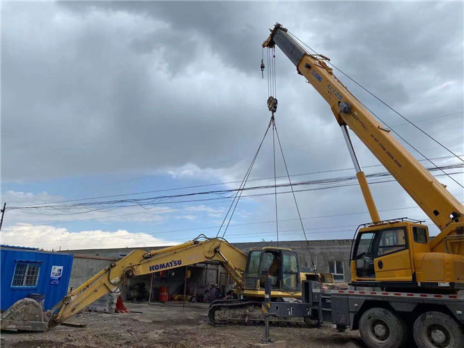 无极县25吨吊车的工作半径是多少？