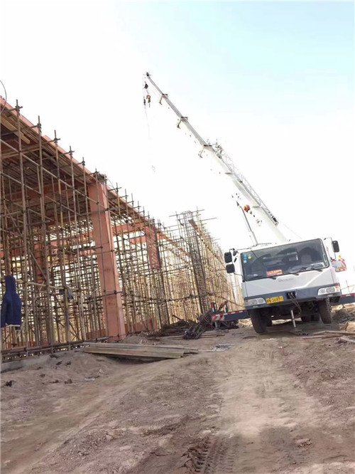 无极县吊车作业的安全注意事项有哪些？