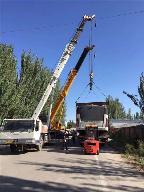 无极县港口集装箱搬运案例